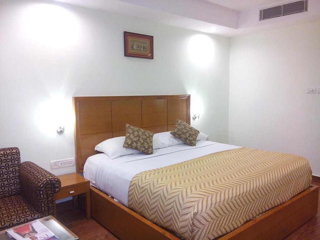 Hotel Kalinga Ashok Bhubaneswar Buitenkant foto