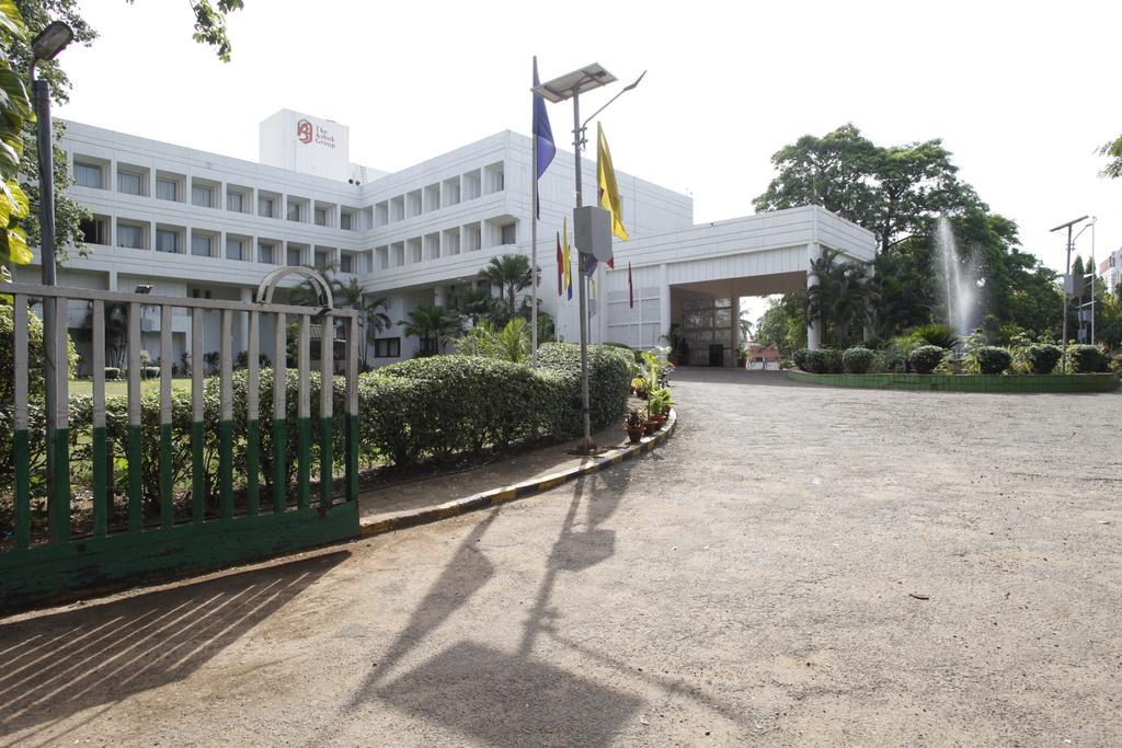 Hotel Kalinga Ashok Bhubaneswar Buitenkant foto