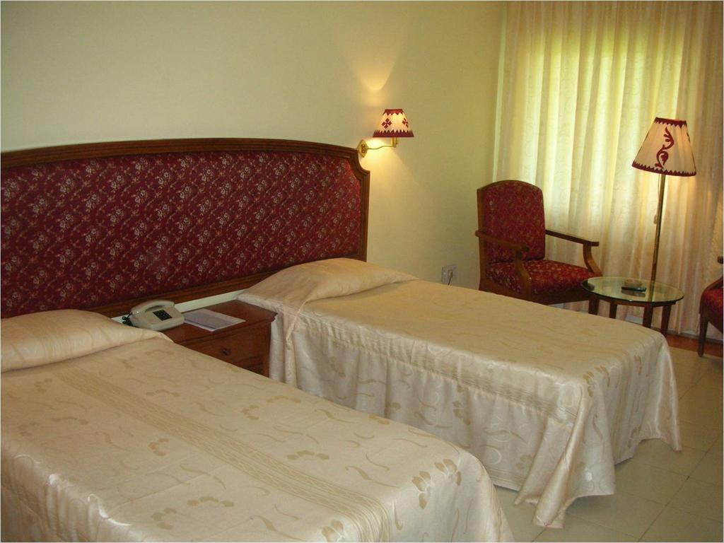 Hotel Kalinga Ashok Bhubaneswar Buitenkant foto